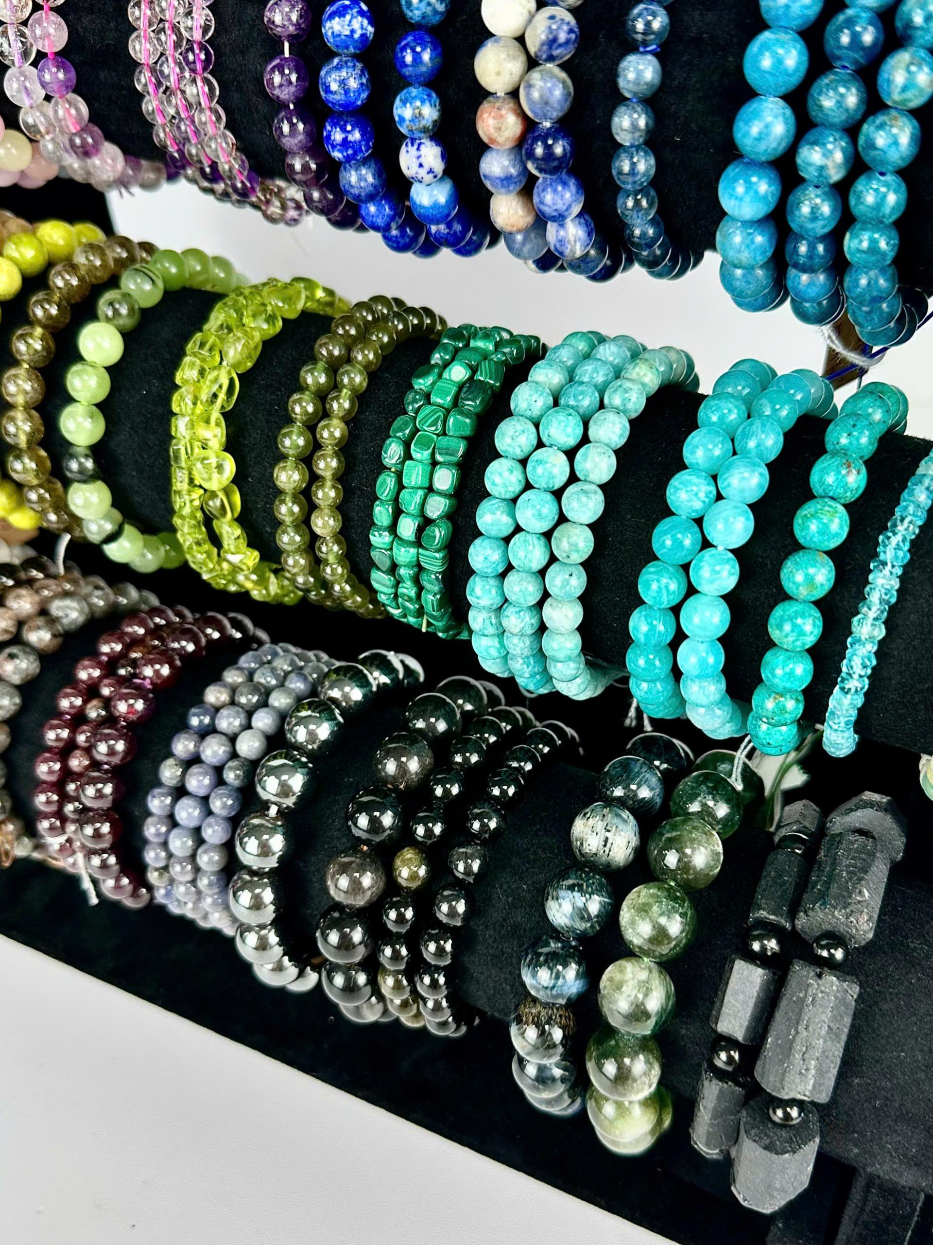 CÁCH CHỌN VÒNG TAY ĐÁ PHONG THỦY: MÀU SẮC, SIZE HẠT/ VÒNG
